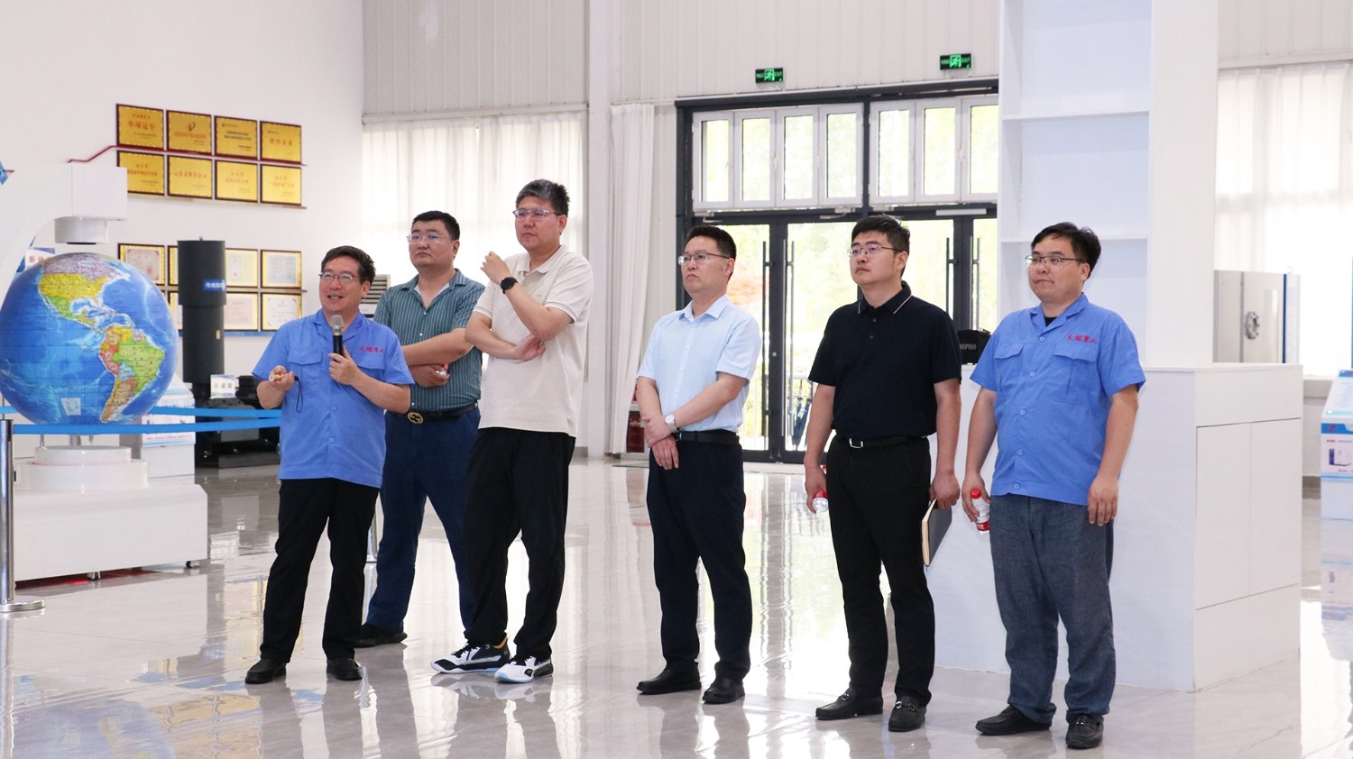 天瑞重工召开青年企业家培养导师制总结会议 -网站